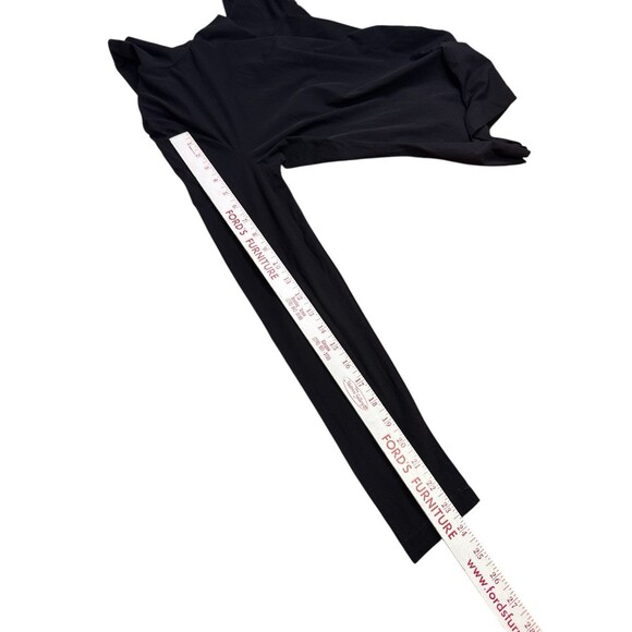 ST. JOHN CAVIAR Black Turtleneck Top M Nylon Spandex Stretch Knit - Picture 7 of 7
